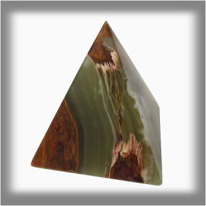 Onyxo Pyramida multigreen onyx 7,5 cm