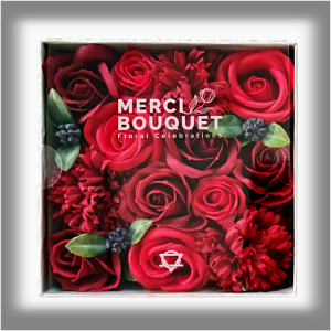 Fotografie Merci Bouquet Luxusní mýdlové květy Dárkový box 15 x 15 cm Červené Růže